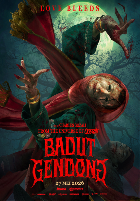 Poster Badut Gendong dengan sosok bertopeng, selendang merah, dan latar hutan gelap